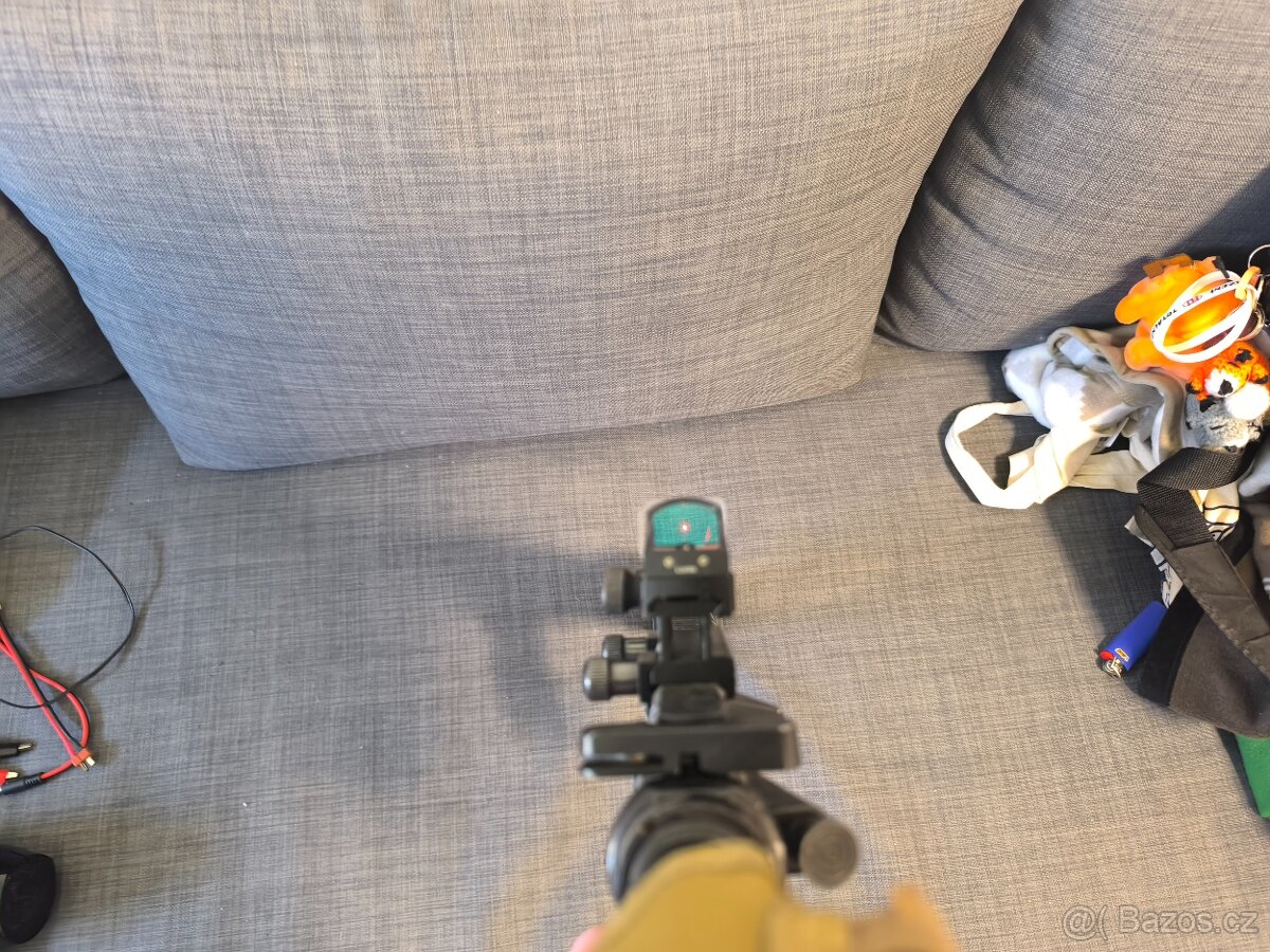 AEG, M4 AR15 +red dot - 2