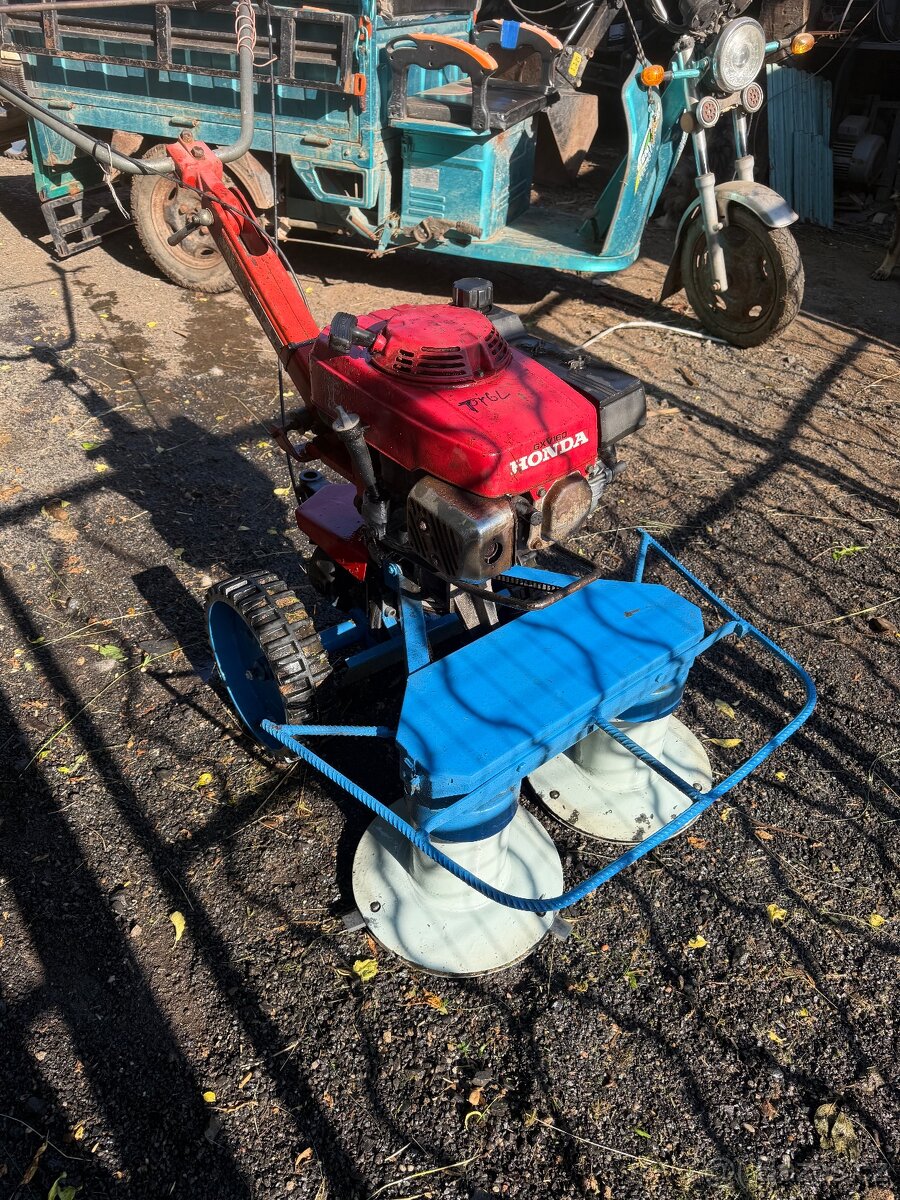 Prodám 2 bubnovou sekačku - 2