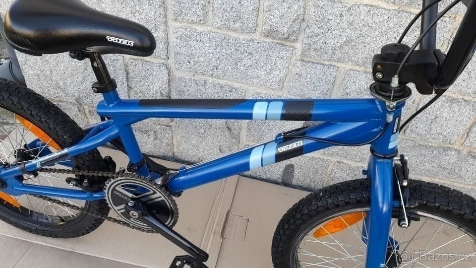 Freestyle kolo Trek Vert 1 - 2