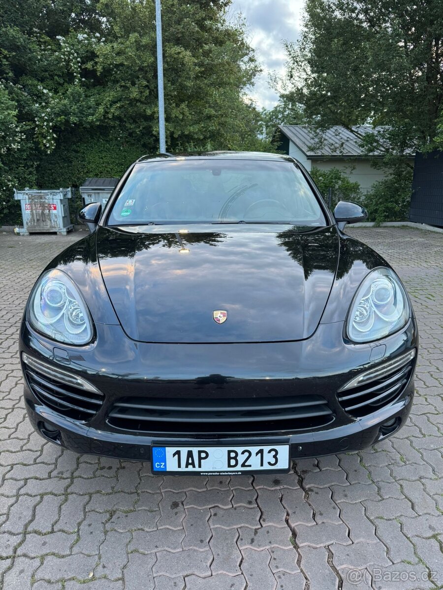 Porshe Cayenne - 2