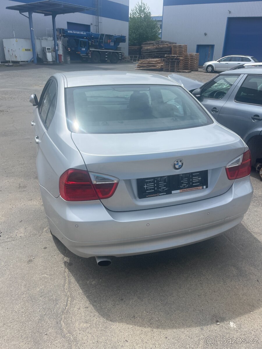 BMW E90 320i 95Kw NÁHRADNÍ DÍLY - 2