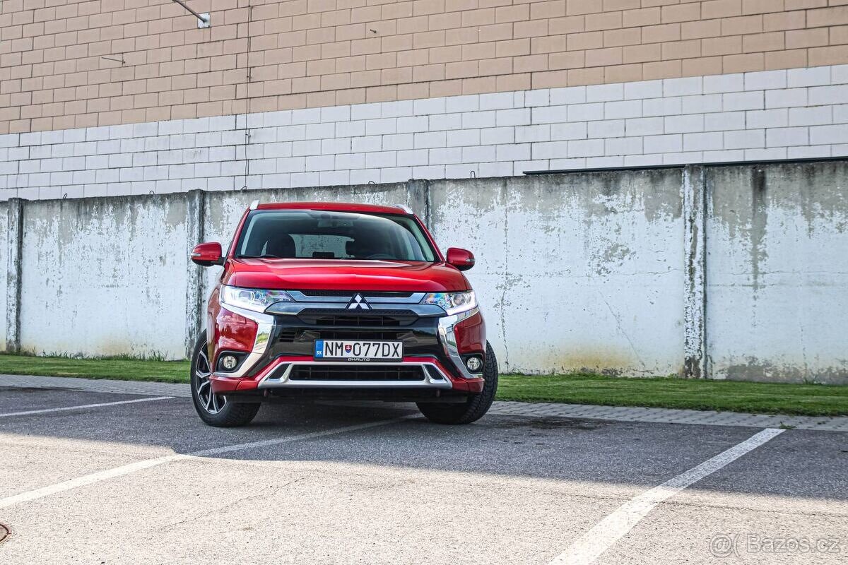 Mitsubishi Outlander PHEV 2.4 4x4 2021 - 2