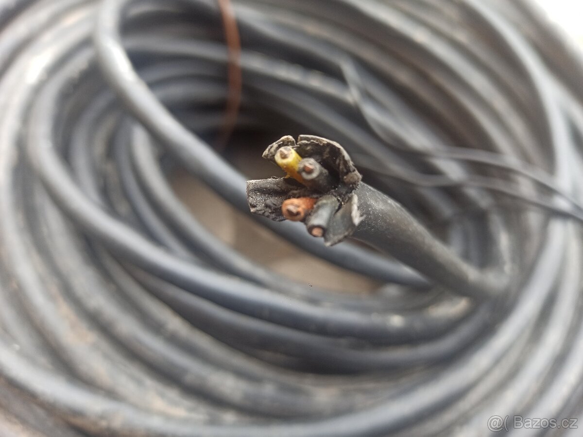 Prodám kabel 4Cx1,5 - 2