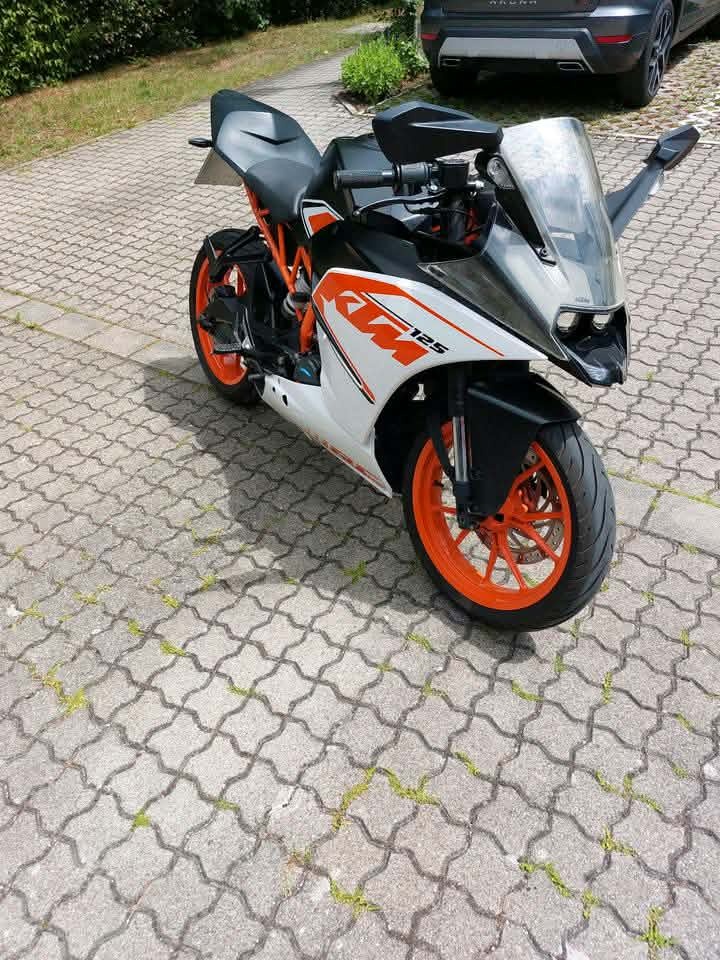 KTM RC 125 rok 2016 - 2