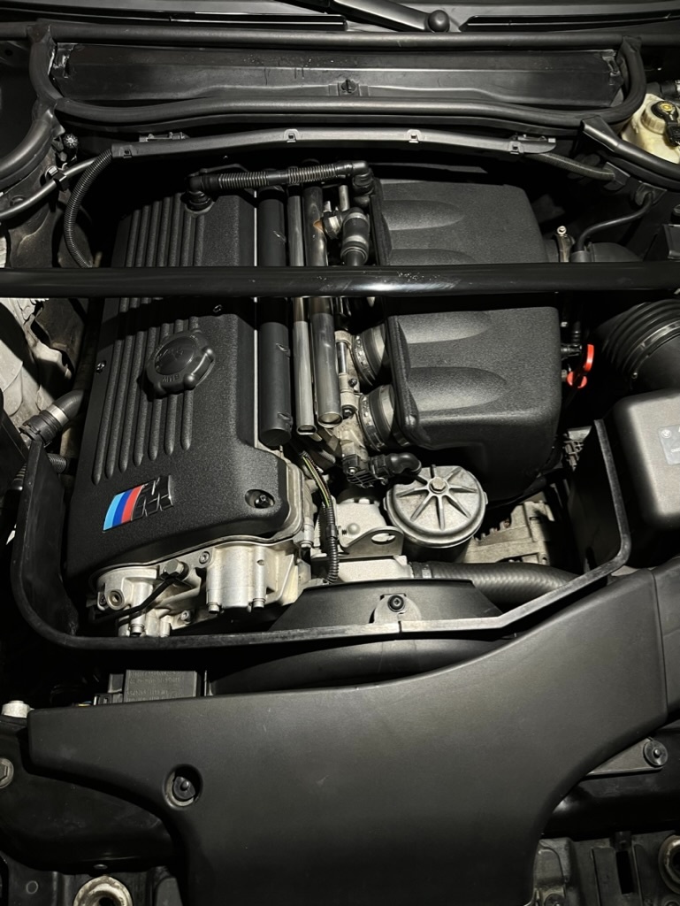 Motor S54B32 M3 E46 - servisovaný (stále v autě) - 2