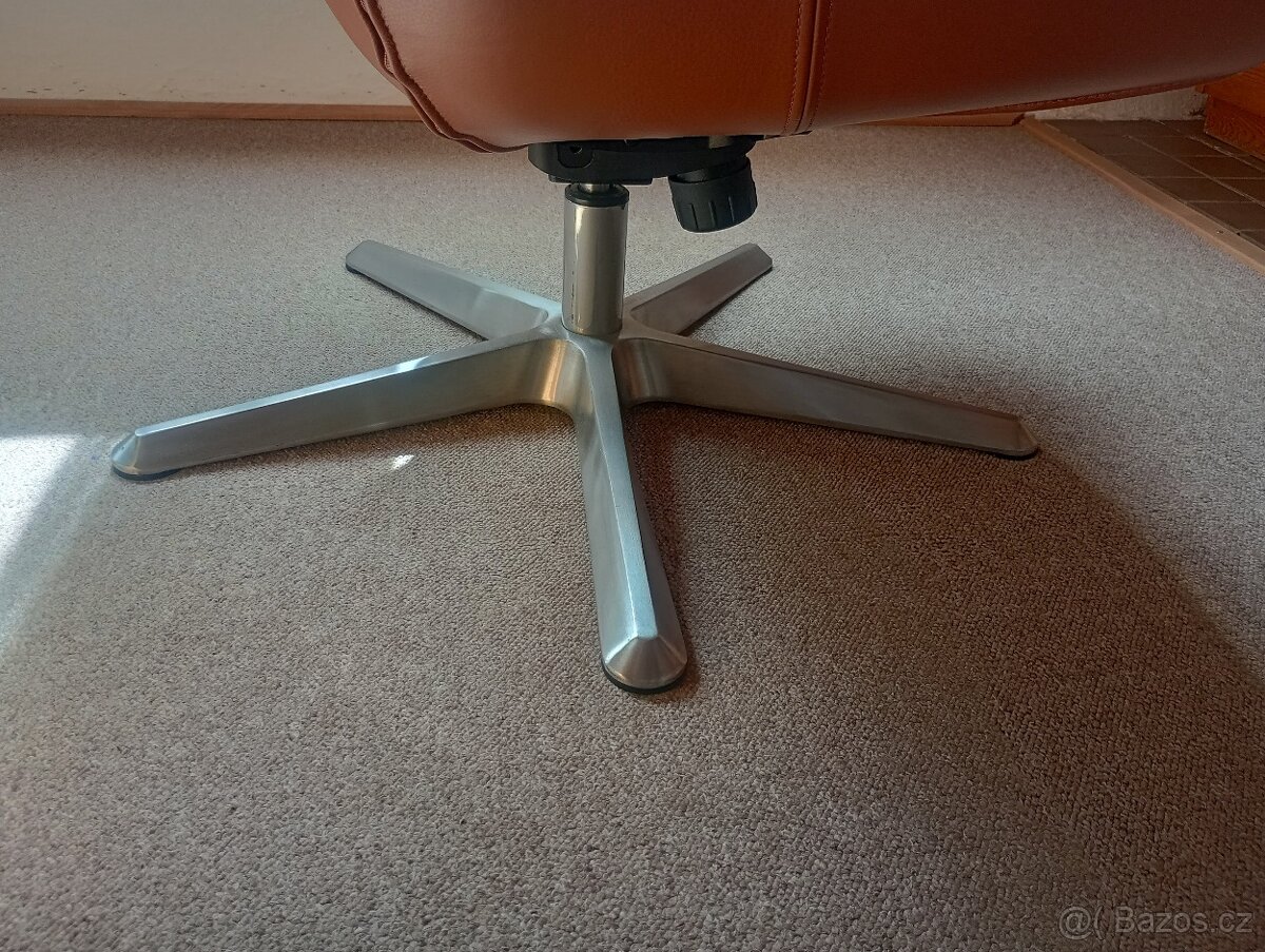 Kožené otočné křeslo IKEA - 2