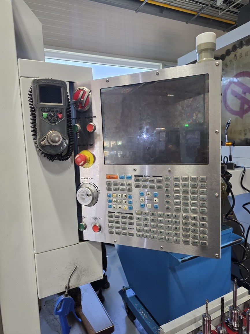 Obráběcí centrum 5-tiosé HAAS UMC 750 - 2