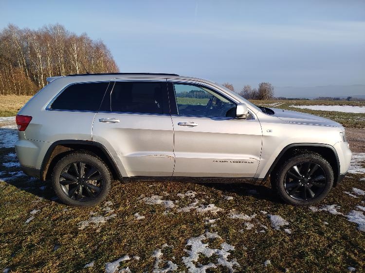 Jeep Grand Cherokee - 2