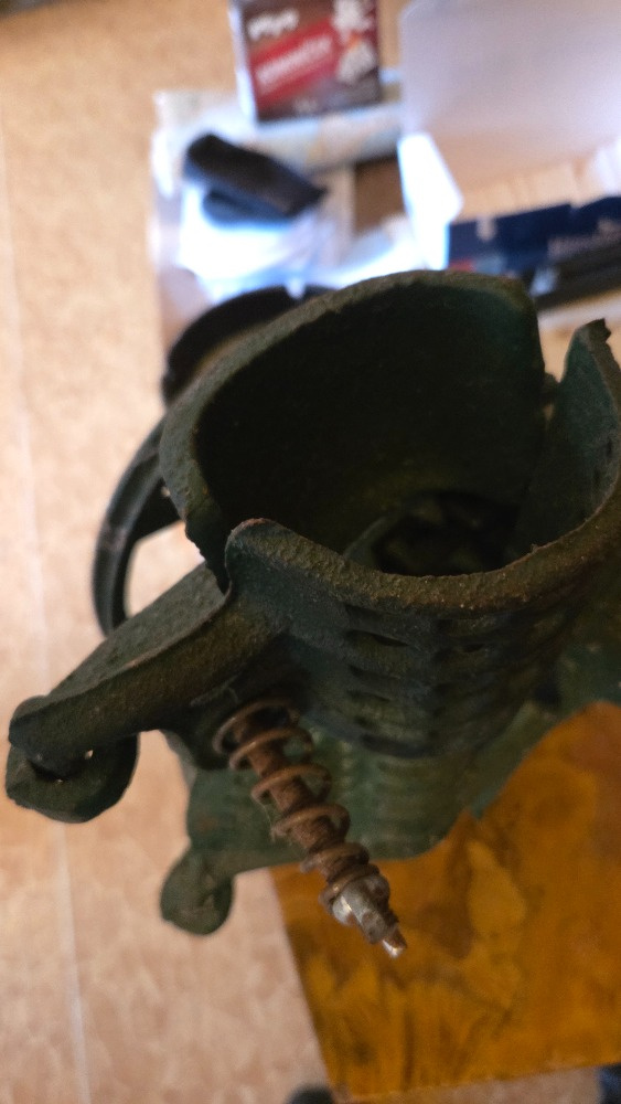 rucni loupac kukurice - 2