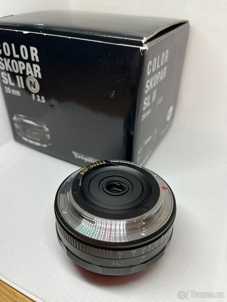 Voigtländer Color Skopar 20mm f/3.5 SL-II Aspherical - 2
