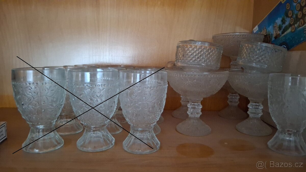 Hrnky, hrnečky, skleničky, vázičky - 2