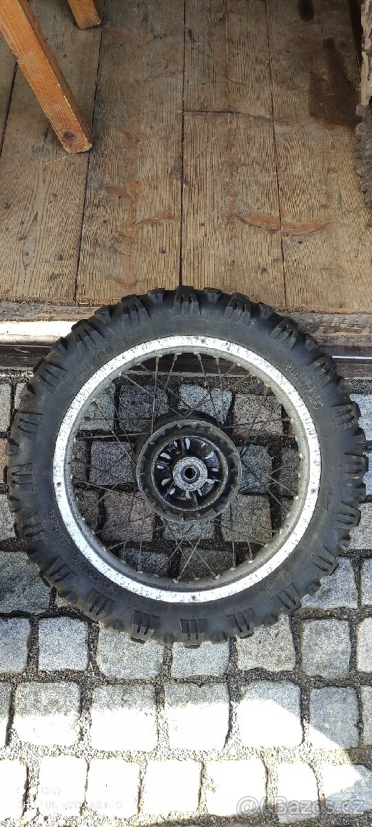 Prodám zadní kolo Honda XL600 - 2