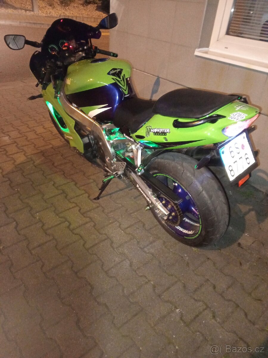 Kawasaki Ninja ZX 9 R - 2