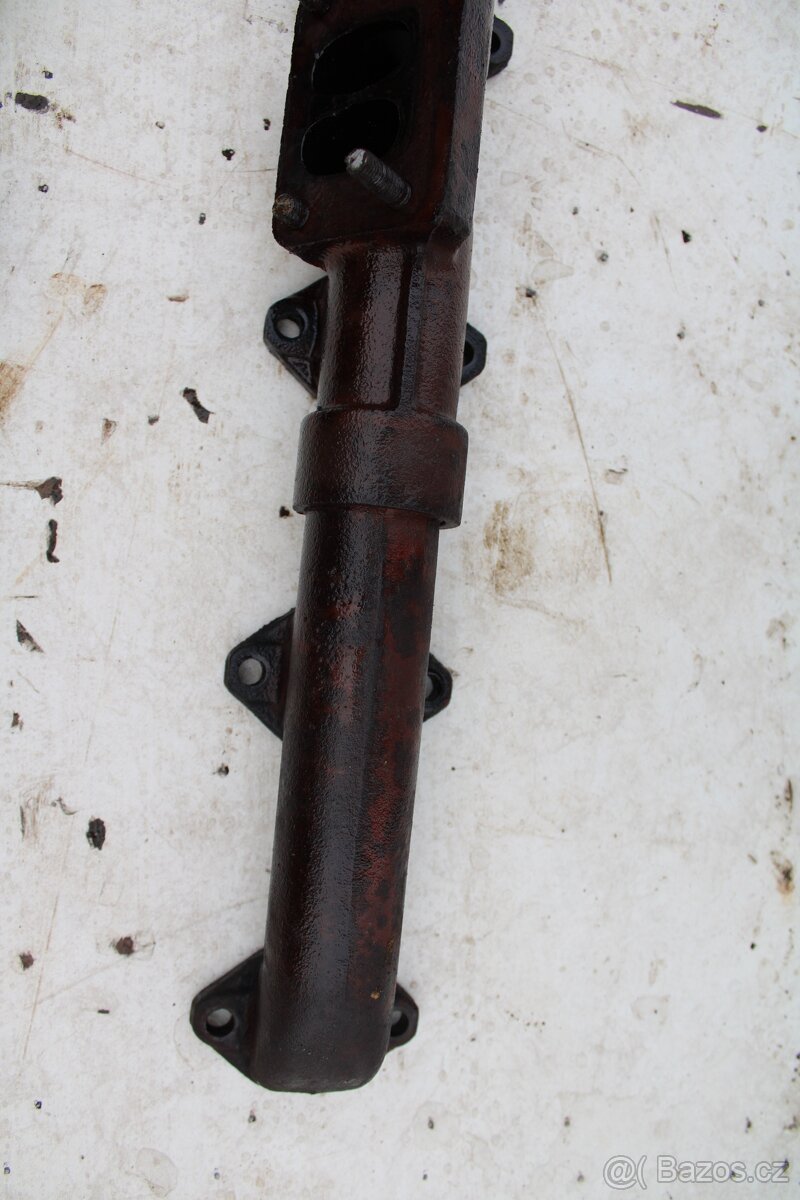 Zetor 16145 turbo svody motoru výfukové a sací - 2