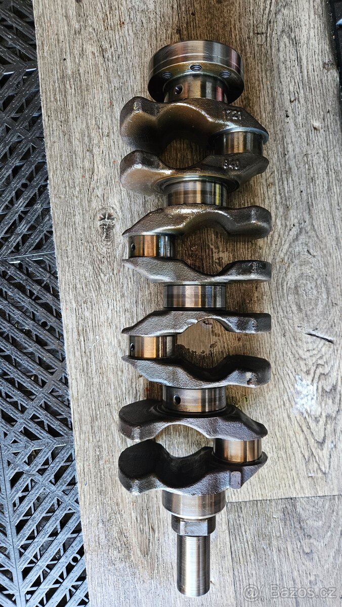 Kliková hřídel m42b18 bmw e36 318is - 2