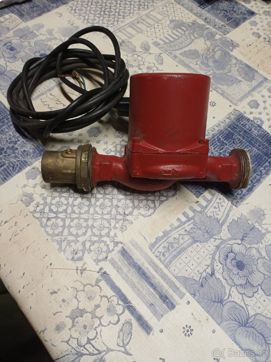 Oběhové čerpadlo Grundfos - 2