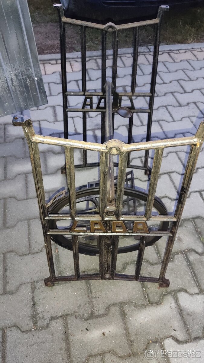 Rám šicího stroje LADA - 2