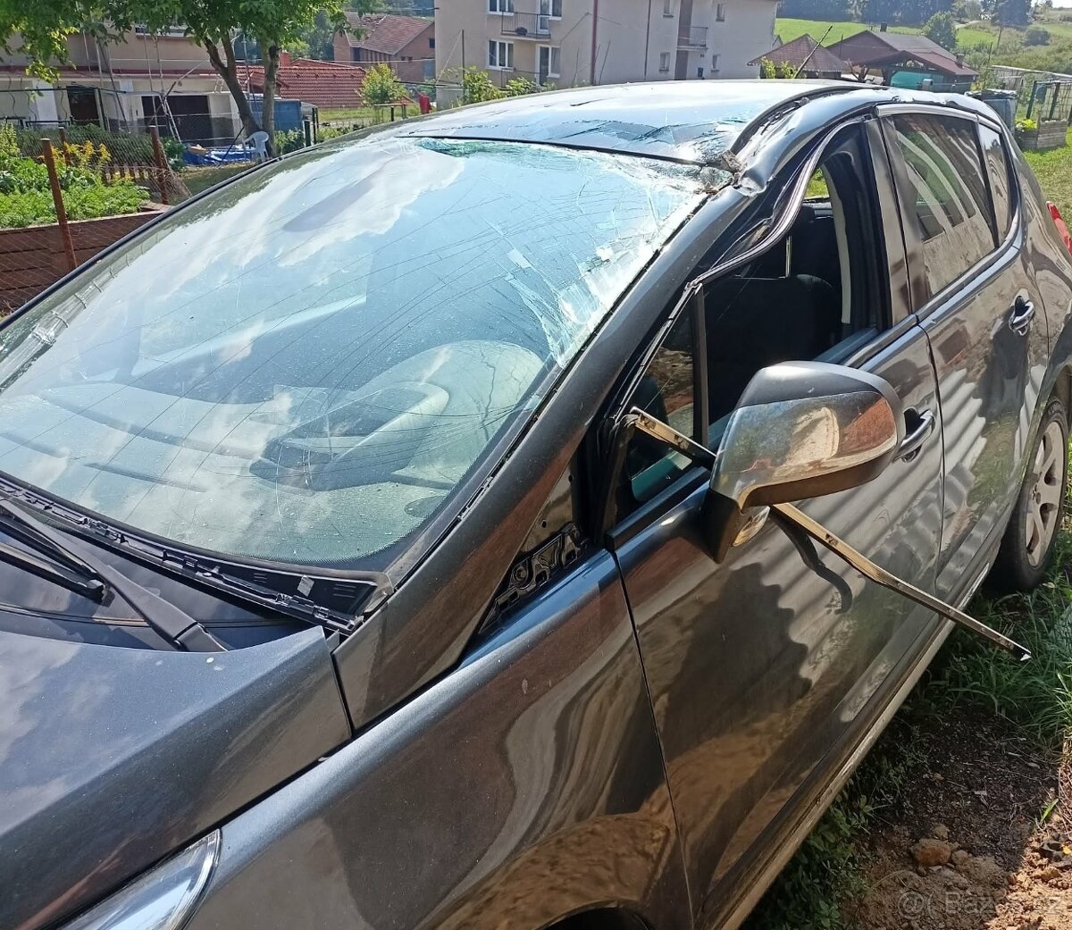 Peugeot 3008 1.6 HDI - 2