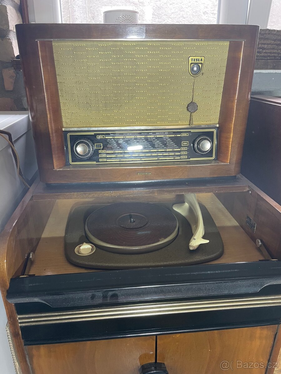 Retro hifi systém - 2