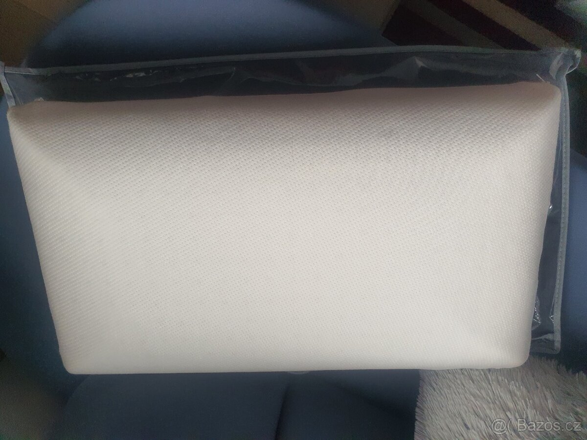 Prodám polštář - 2