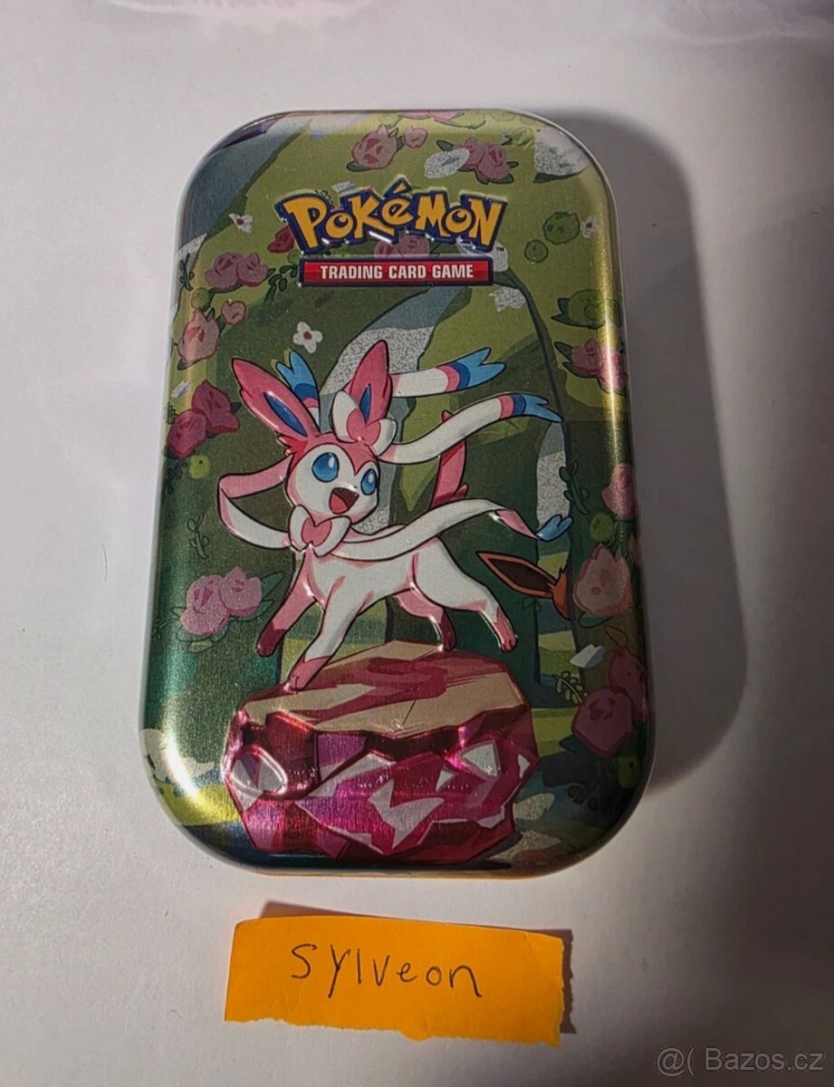pokémon Scarlet & Violet Prismatic Evolutions Mini Tin - 2