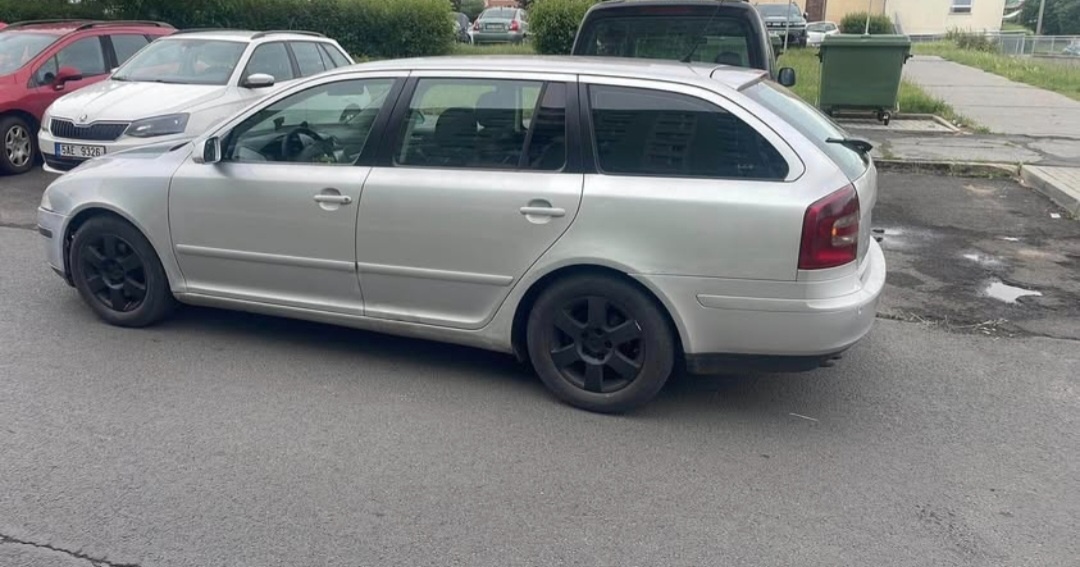 Škoda Octavia 2 - 2