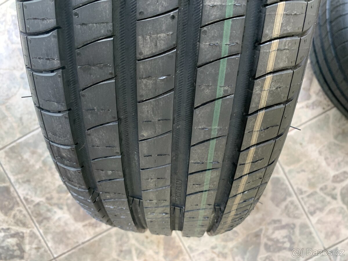 195/55/16 Michelin - 2