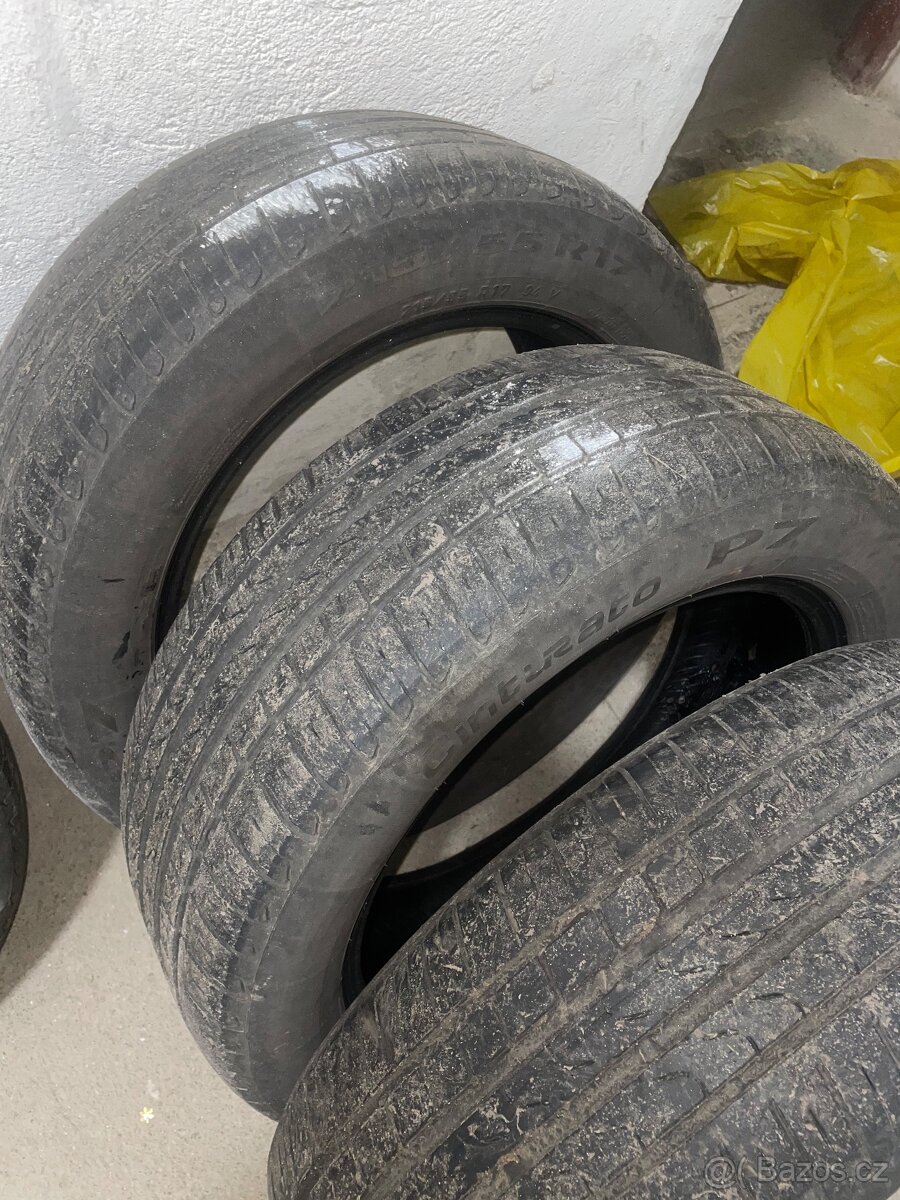 Letní pneu 215/55/R17 - 2