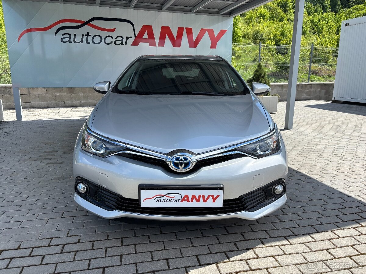 Toyota Auris 1,8 Hybrid e-CVT Executive - 2