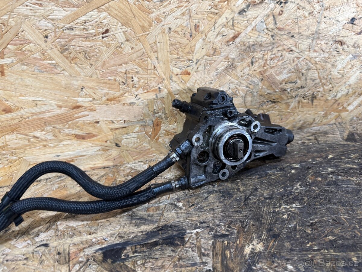 NADFTOVÉ ČERPADLO 2.2 CDI W211 A6460700201 - 2