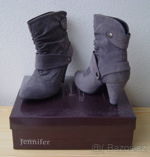 Nové boty vel. 38 a 39, 14 kusů - 2