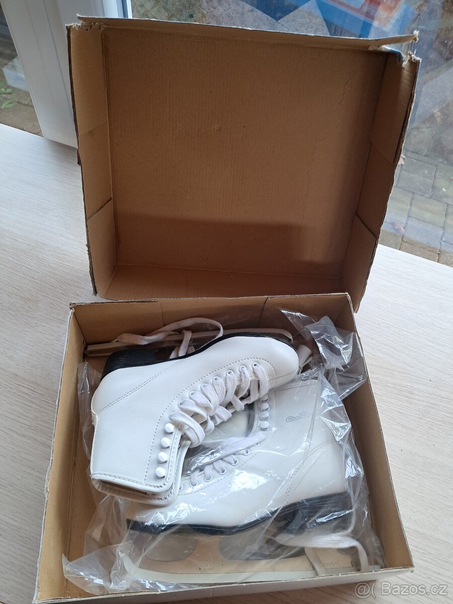 Nové brusle - číslo 34 - 2