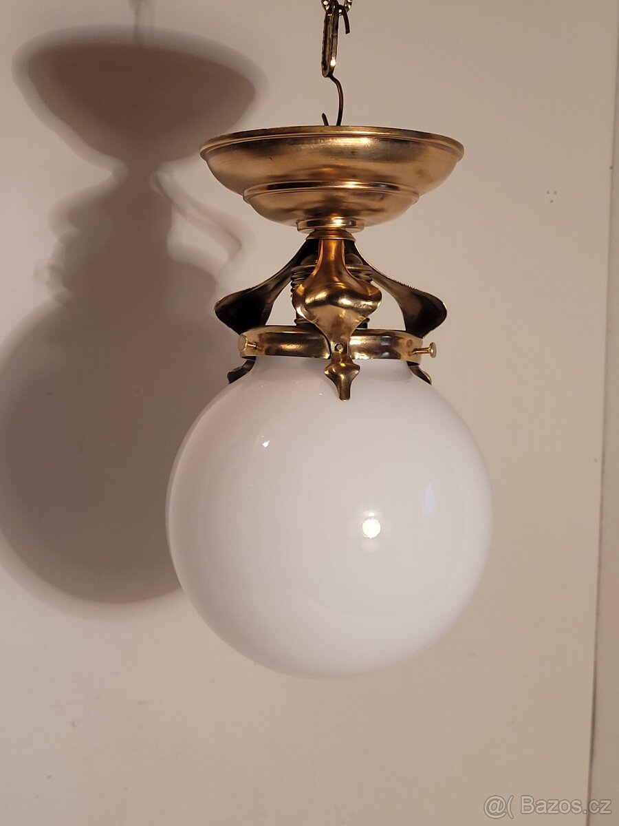 secesní stropnice, lustr, širm bílá opálová koule - 2