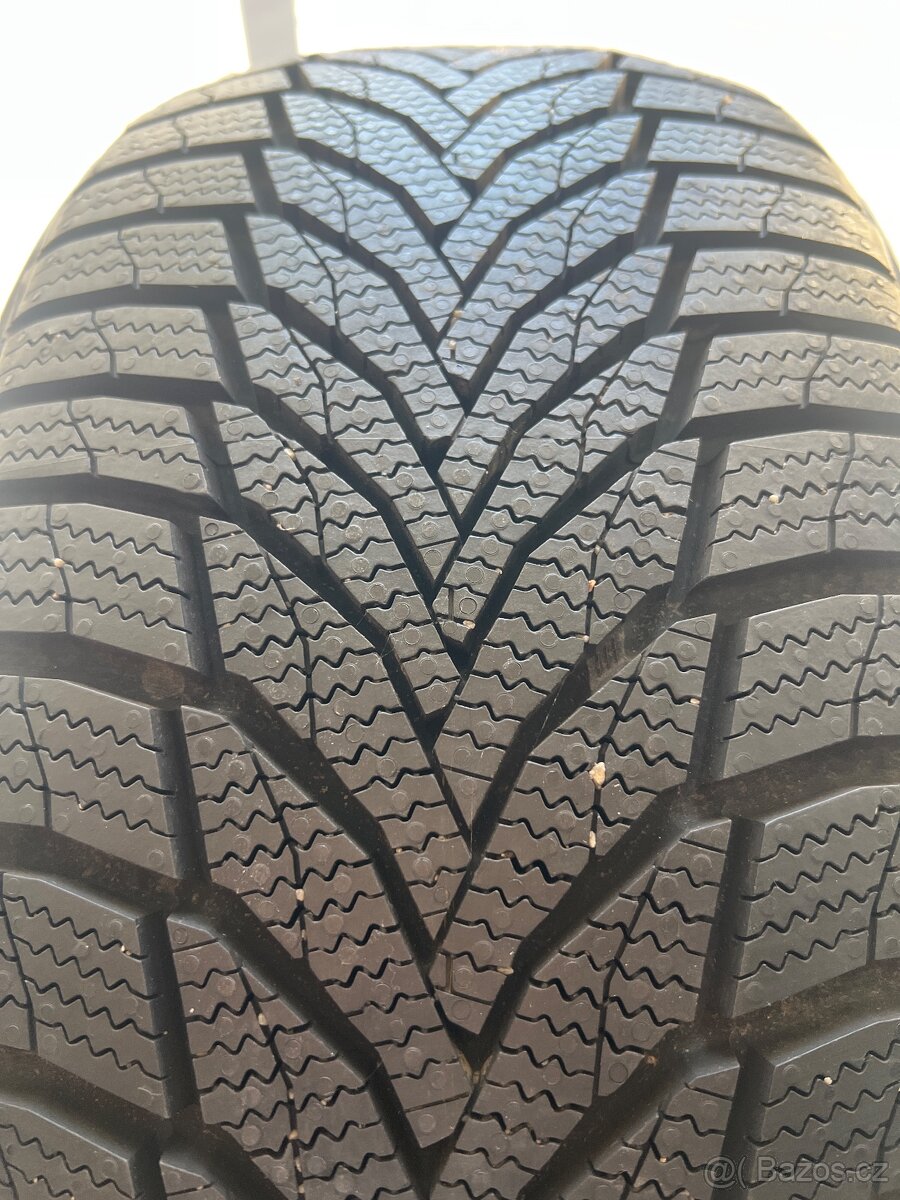 ZIMNÍ 205/45 R17 NOVÉ 9mm - 2