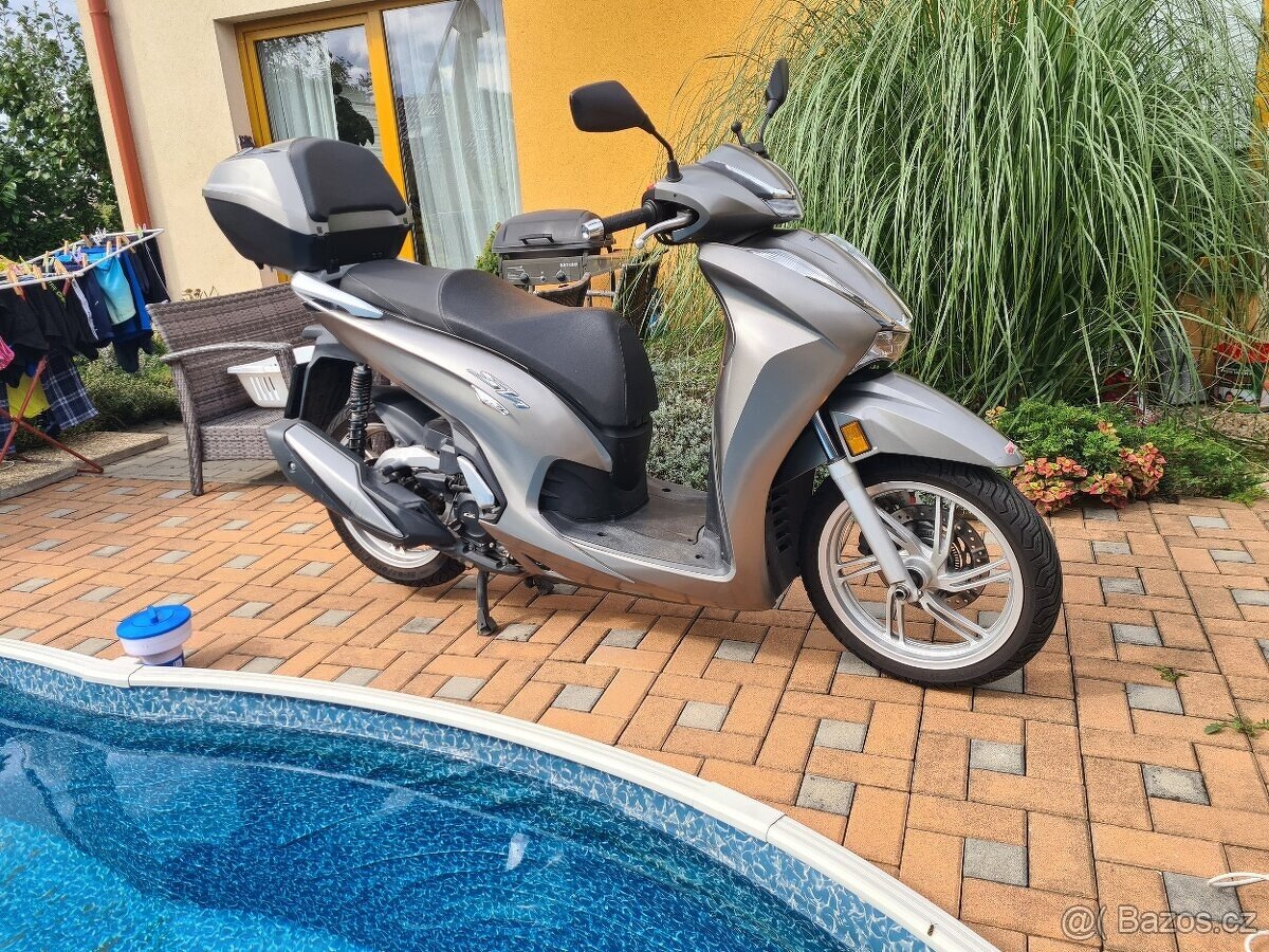 ✅Honda SH350i po velkém servisu, Super stav - 2