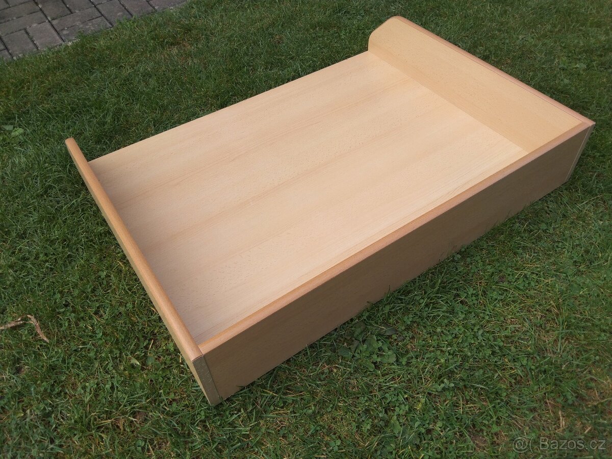 Přebalovací pult - 2