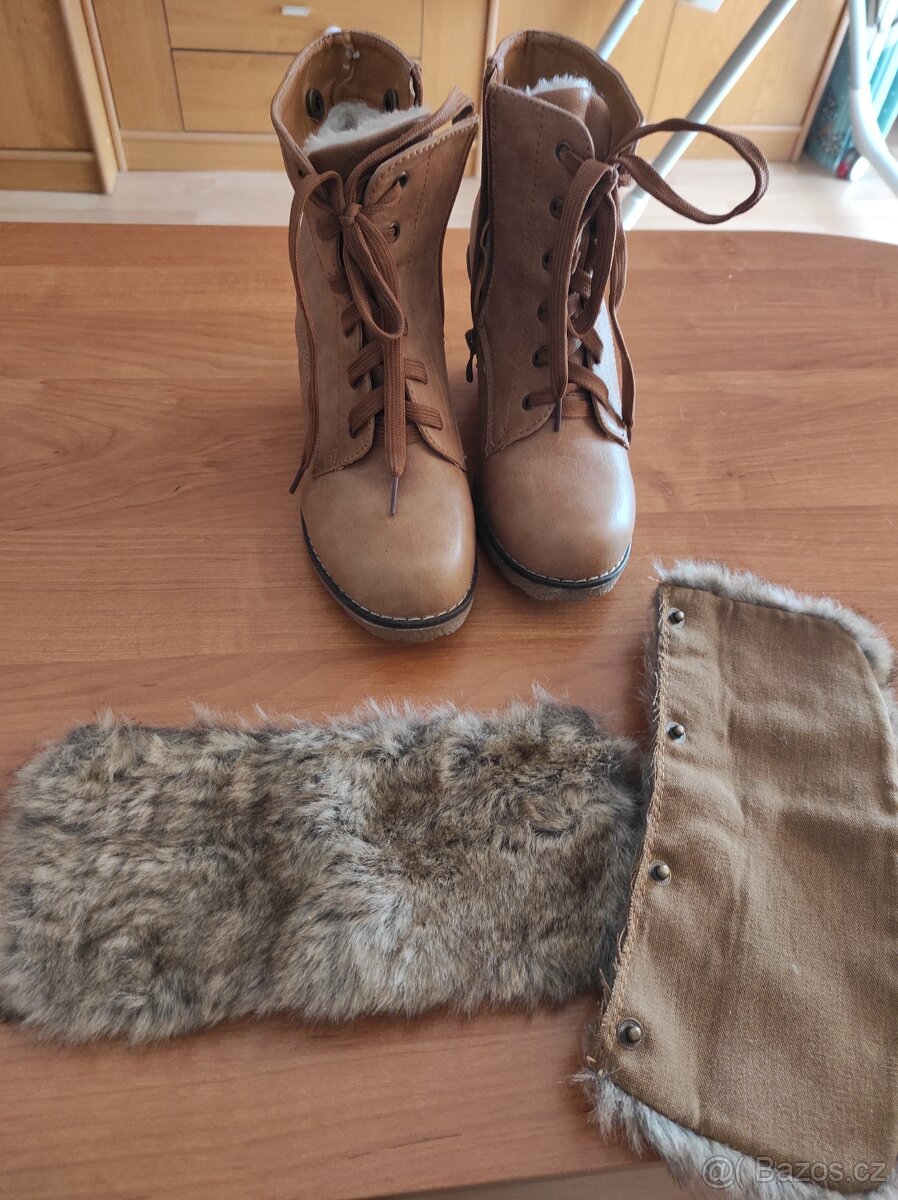 Dámské zimní boty na klínku 38 - 2
