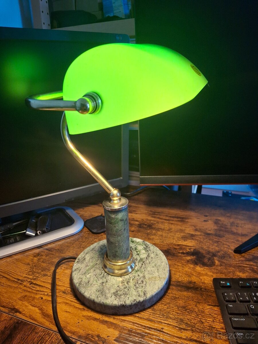 stolní lampa "bankéřka" - 2