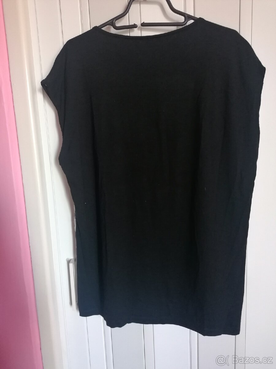 Černé tričko 44 - 2