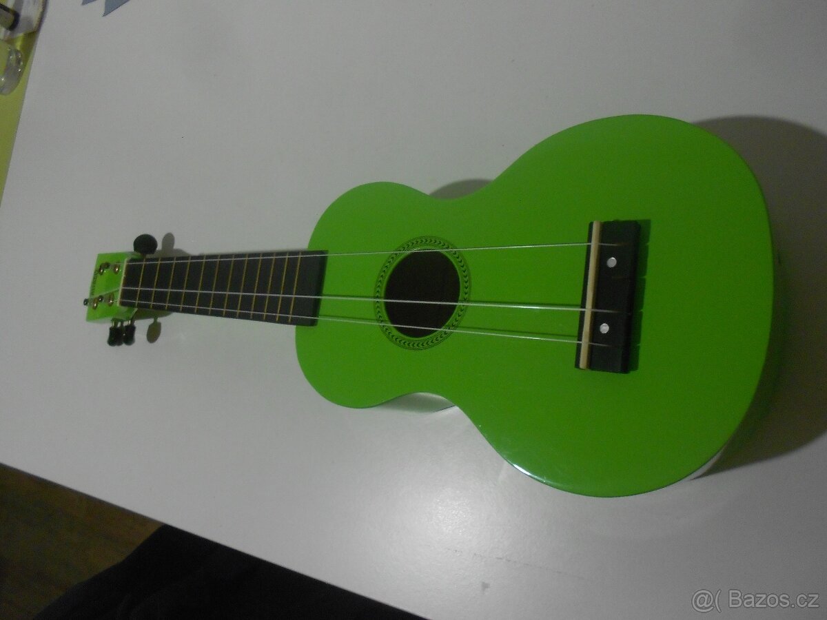 UKULELE - 2