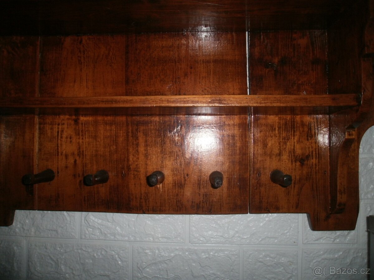 Polička závěsná - 2