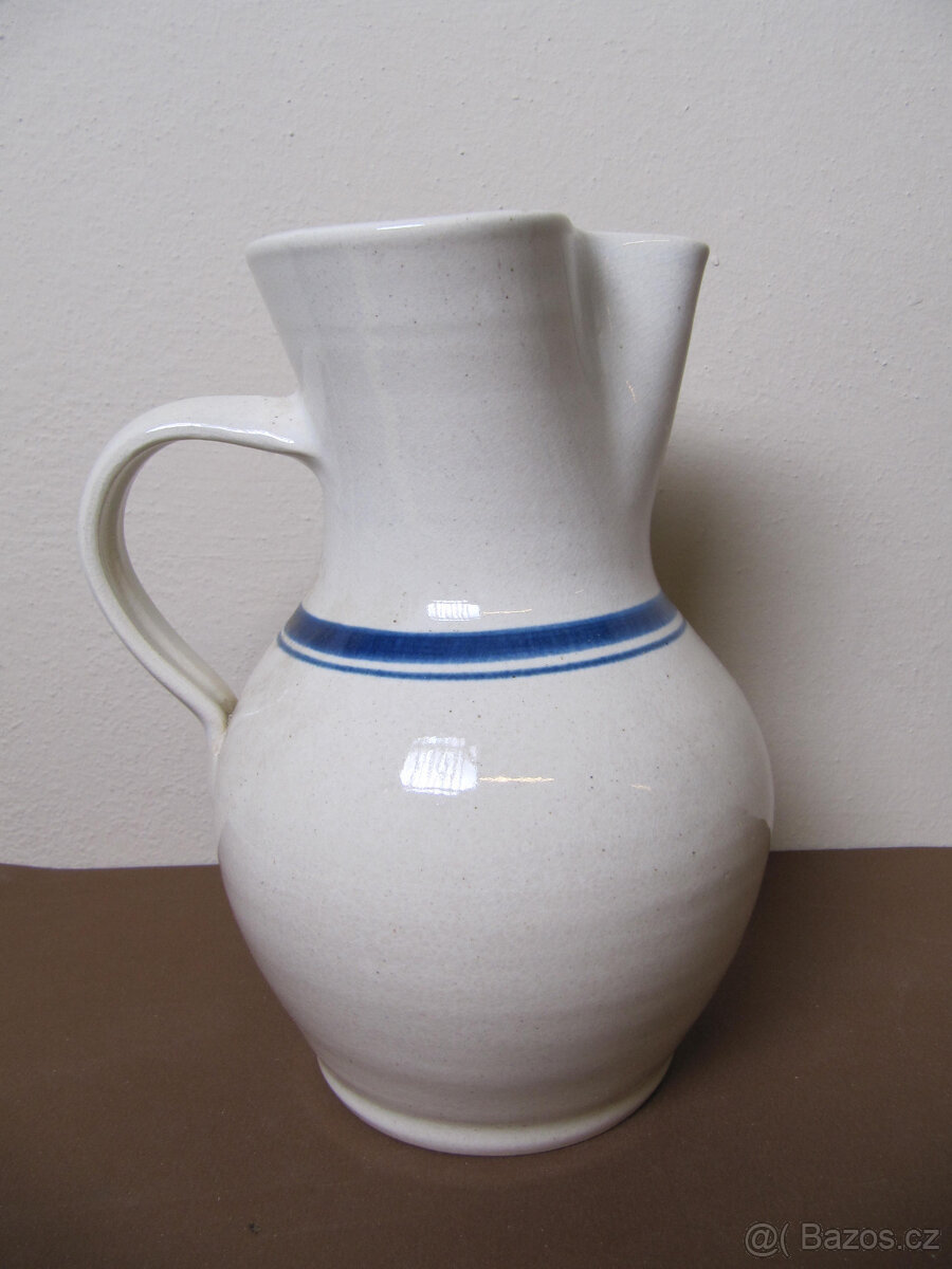 džbánek s mašlí - 2