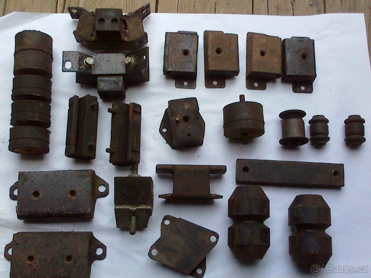 Znaky urcátka štítky aj. - 2