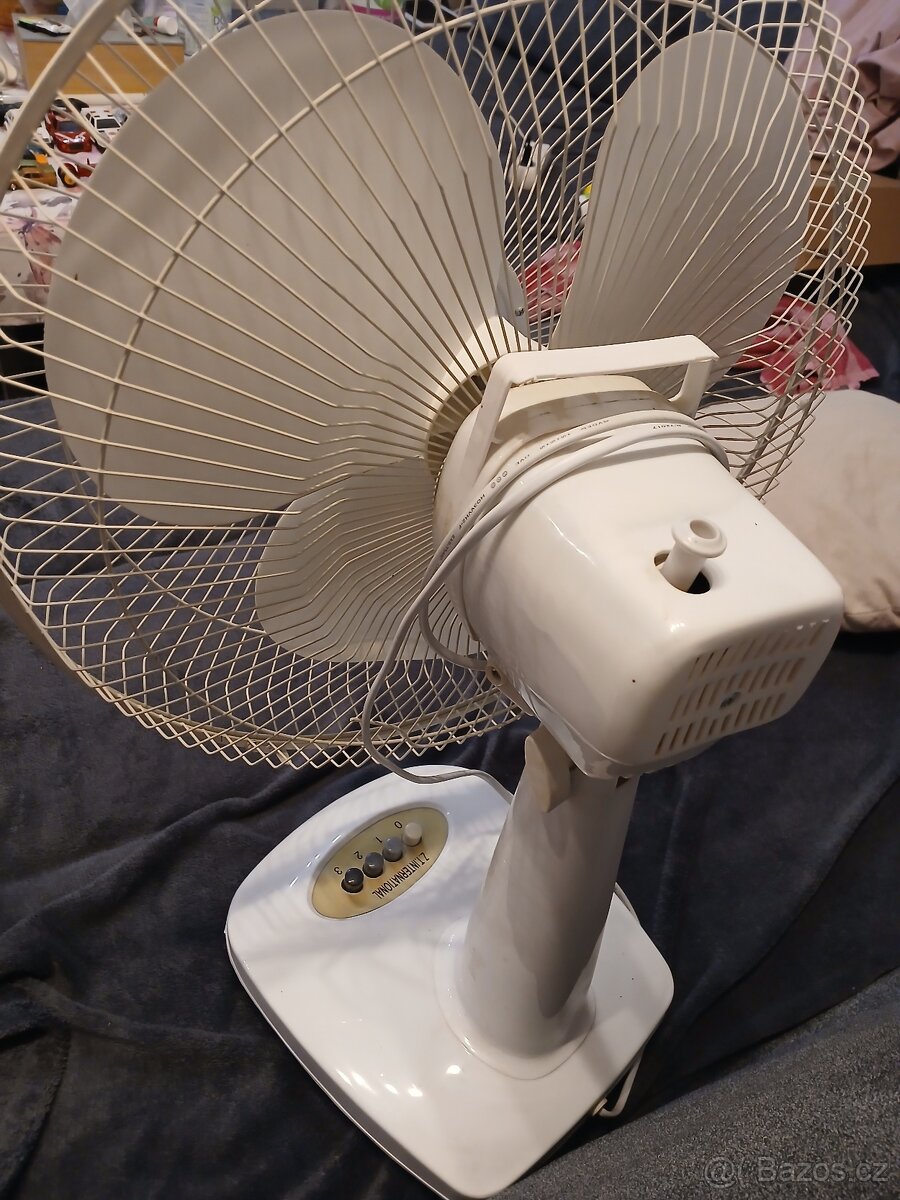 Plastový stolní ventilátor průměr 45cm - 2