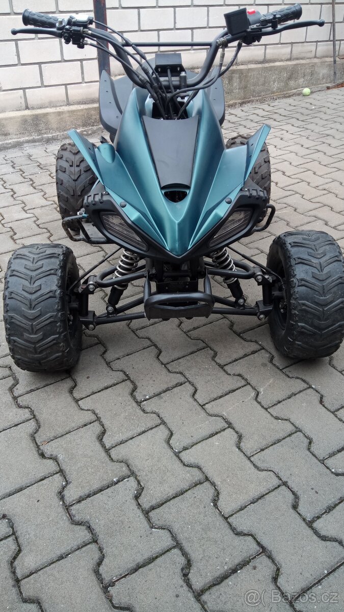 Čtyřkolka 125