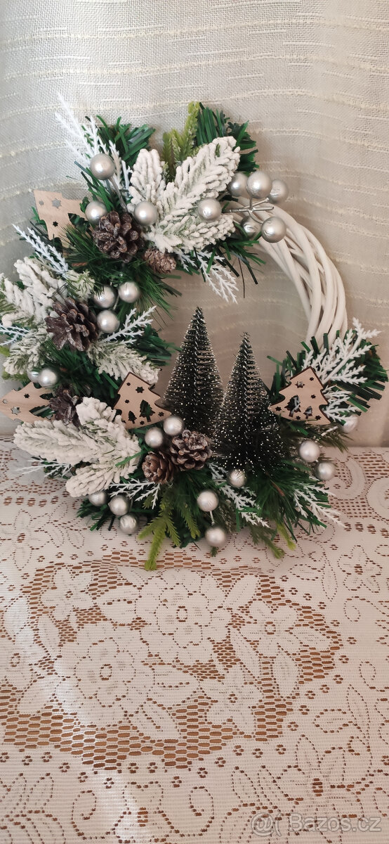 věnec se stromky - 2