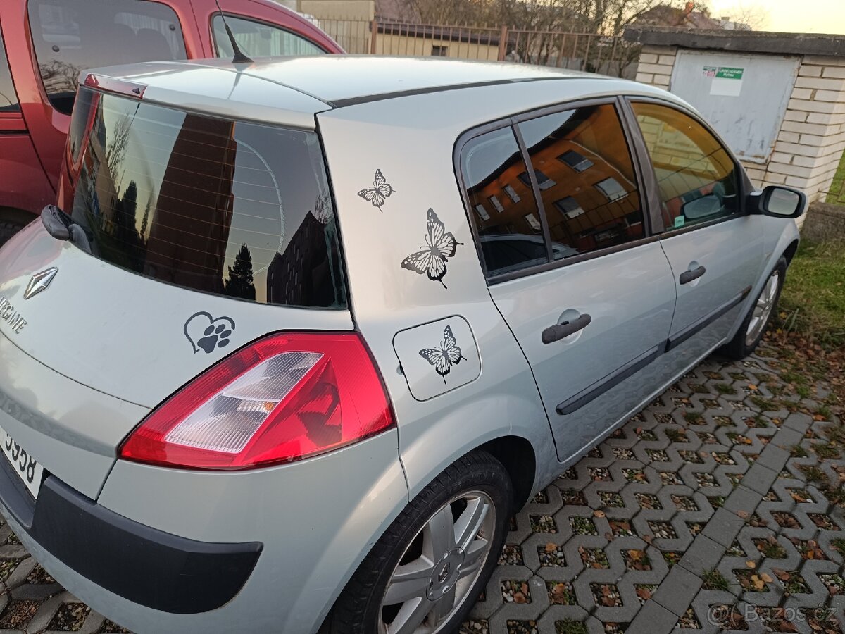 Renault Megane 2003 , 1.4 benzín - 2