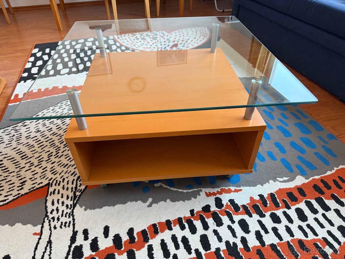Skleněný konferenční stolek IKEA (rozměry 75 x 75) - 2