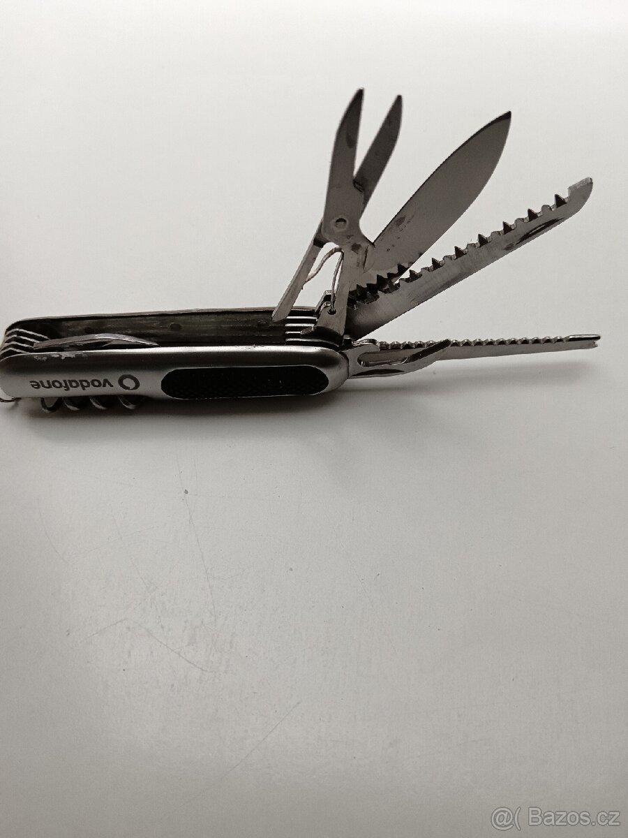 Multifunkční kovový nožík - 2