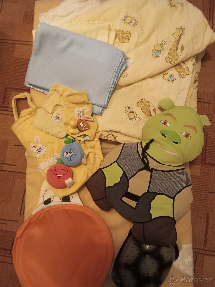 Obr balík věci pro dítě - 2